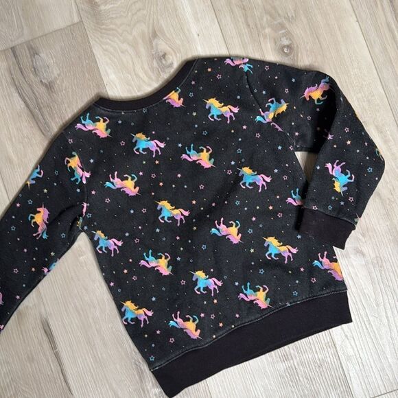 Unicorn Sweatshirt & Sweatpants w/ Extra pair of leggings Size 4T - Picture 6 of 6